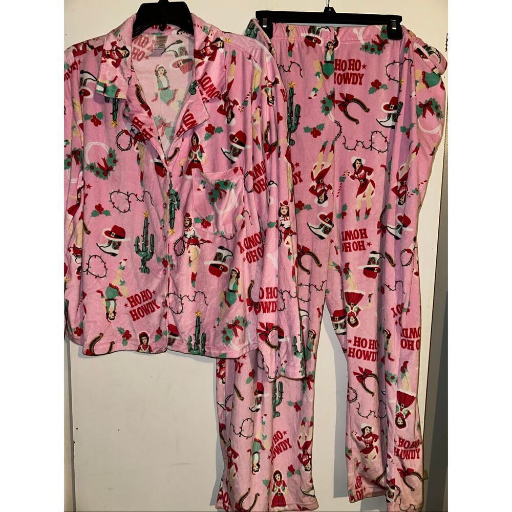 Holiday Time Women Matching Family Cowgirl Boots Cactus Christmas Flannel Pajama